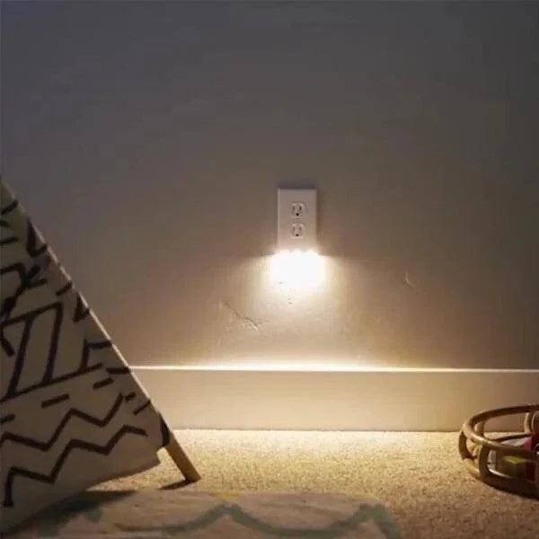 Last Day 50% OFF💡Outlet Wall Plate With Night Lights(No Batteries or Wires)