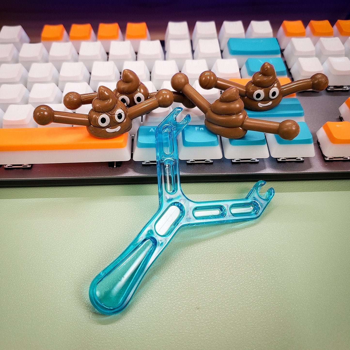 (🔥HOT SALE - 49% OFF) Smiley Poop Slingshot Toy, Buy 5 Get 3 Free & Free Shipping